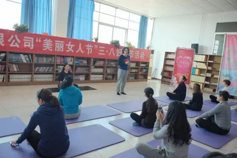 3月8号女神节，祝女神们节日快乐！